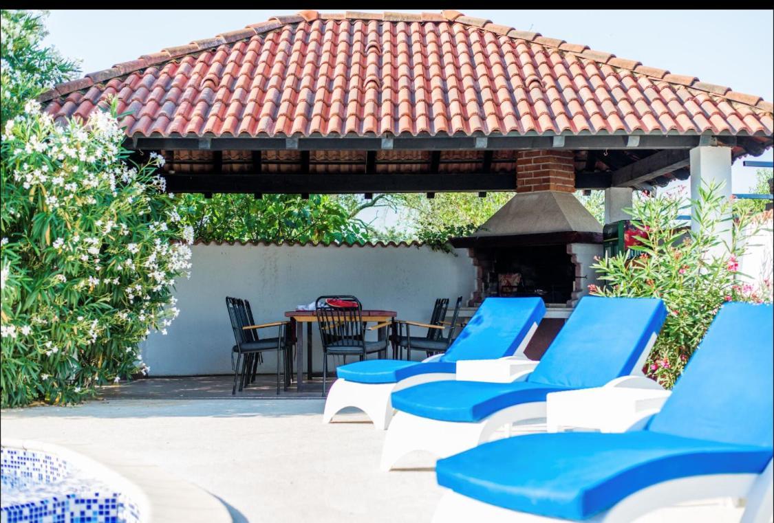 Villa Filip - Private Pool & Gym Pula Bagian luar foto